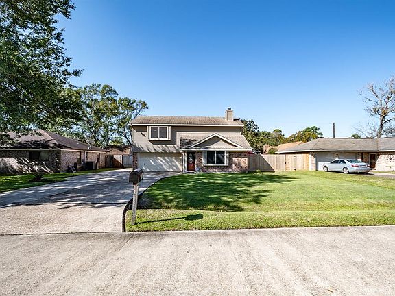 3rd image of 310 Chesnut Dr