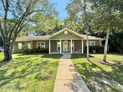 84119 Bayou Dr, Diamondhead, MS, 39525