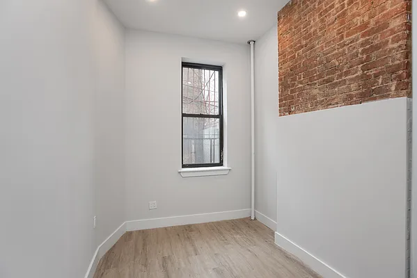 Rented by Voro NYC | media 12