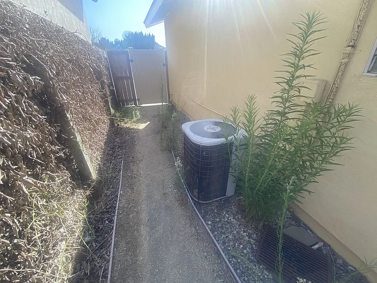 444 Blanco Ct — Photo 14