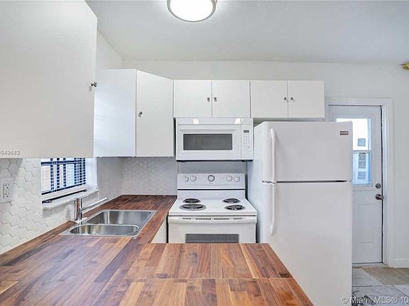 4th image of 1720 NW 41st St #1