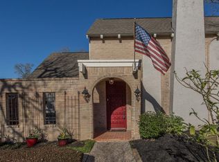 1018 Villa Court Dr, Seabrook, TX 77586