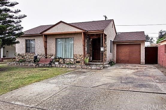 1st image of 13917 Dumont Ave