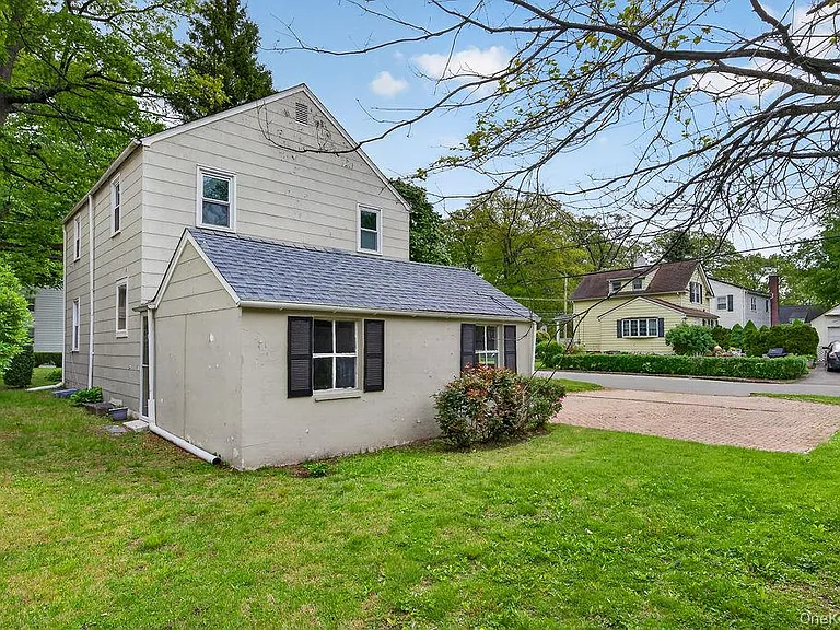 155 White Rd — Photo 28