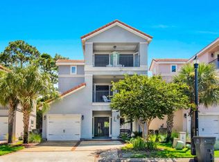 7967 Double Gate Dr, Pensacola, FL 32507