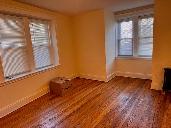 5th image of 106 Fellsway W APT 1