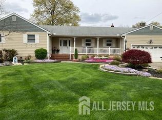 1291 Sioux Rd, North Brunswick, NJ 08902