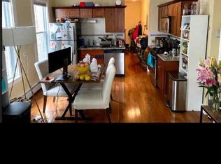 2 Carlisle St #3, Cambridge, MA 02139
