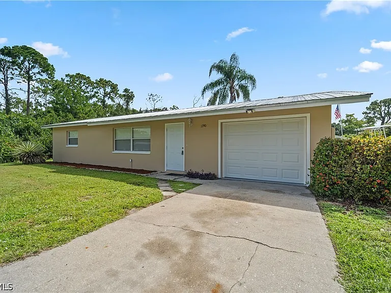 1290 Barrett Rd — Photo 19
