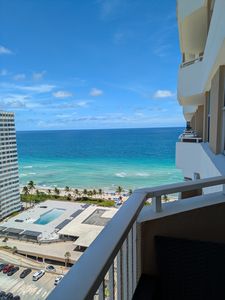 1980 S Ocean Dr APT 20M, Hallandale, FL, 33009