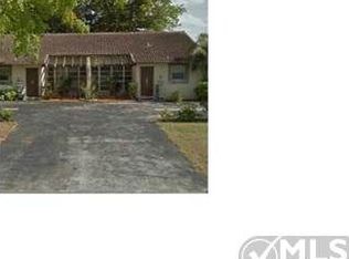 8022 NW 43rd St, Coral Springs, FL 33065