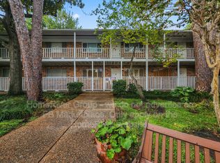 4040 San Felipe Street Apt #104, Houston, TX 77027