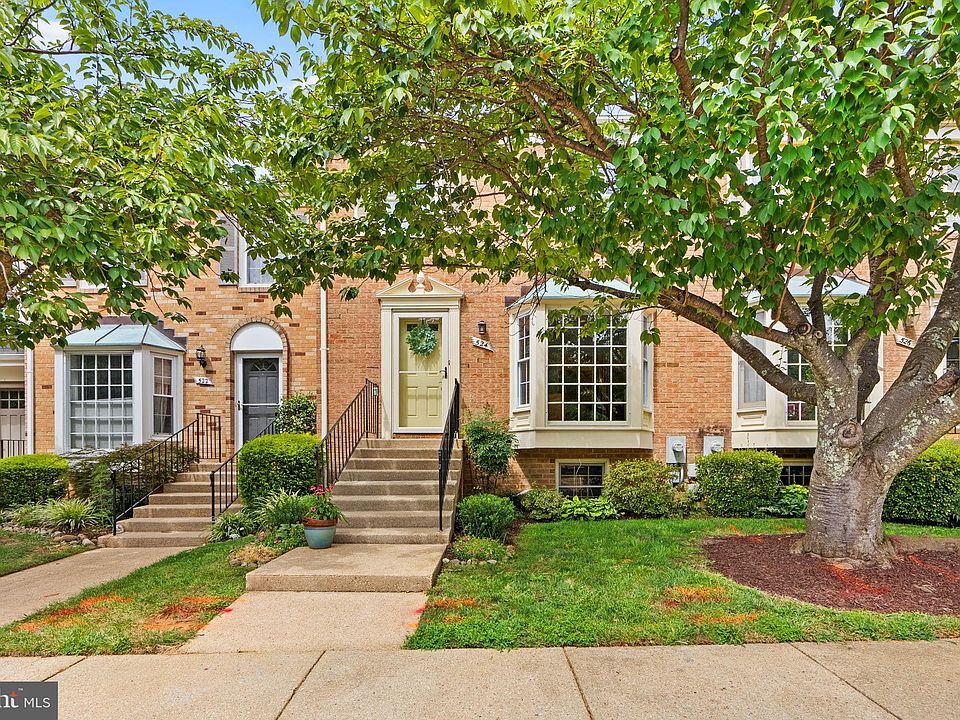 1st image of 524 Bay Dale Ct
