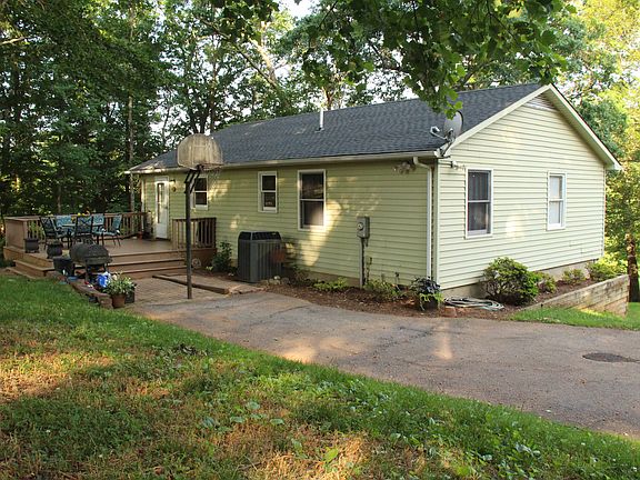 Rear of home and deck