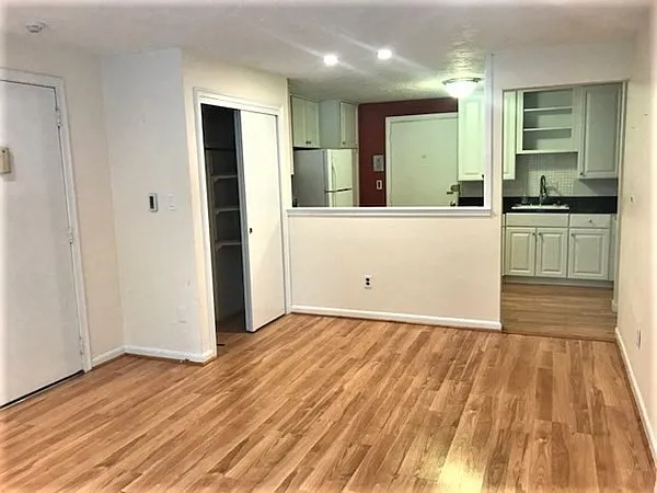 20 Hamilton Rd #101 — Photo 2