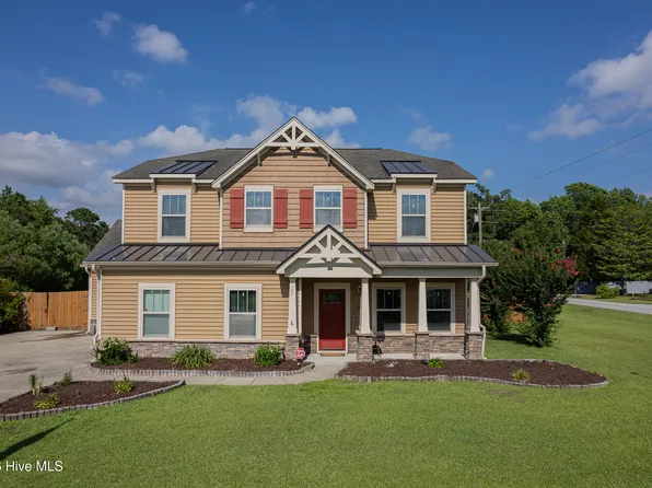 100 Summer Rest Trail, Hubert, NC 28539
