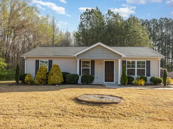 89 Forest Island Ave, Smithfield, NC 27577