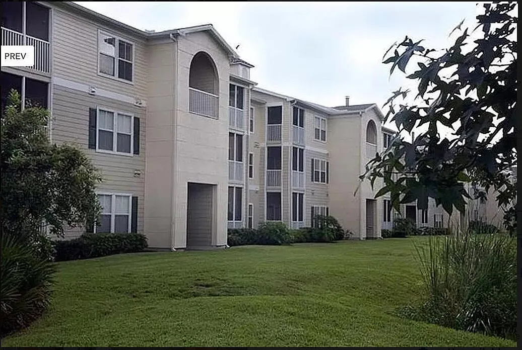 18159 Sterling Gate Cir, Tampa, FL 33647 — Photo 3