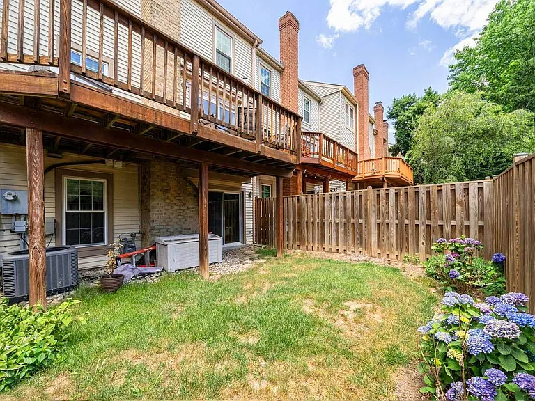 4113 Meadow Field Ct — Photo 21