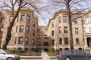 1st image of 842 W Newport Ave APT 3N