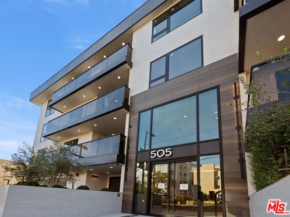 505 S Barrington Ave #201, Los Angeles, CA 90049