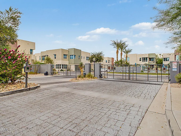 9001 E San Victor Dr #2026 — Photo 32