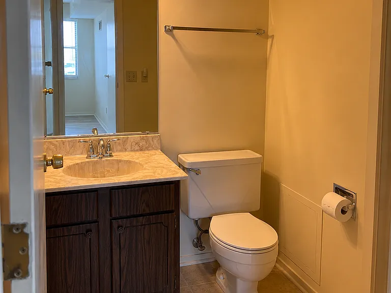 4332 Villa Dr #8 — Photo 8