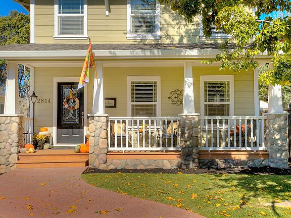 3rd image of 2814 Carmen Ave