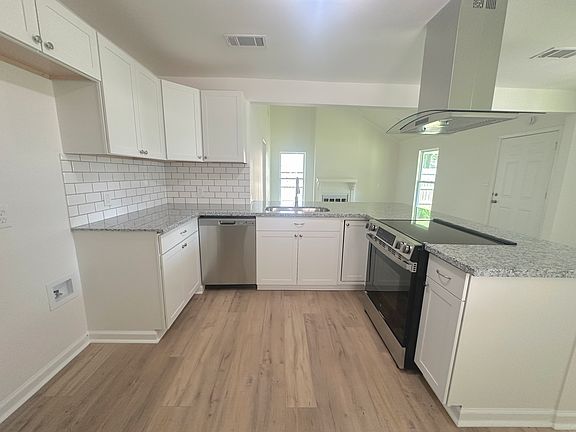 3rd image of 17235 Terrance Ave