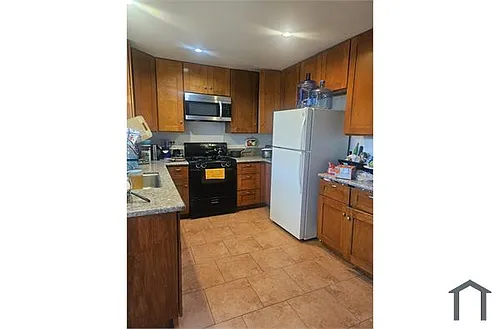 2546 E Park Ln #C Photo 1
