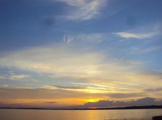 798 N Shore Dr, Leesburg, FL 34748