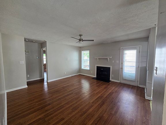 2nd image of 824 Glen Reilly Dr