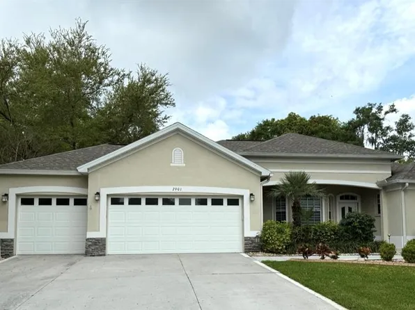 2901 Forest Hammock Dr, Plant City, FL 33566