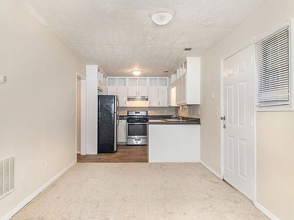 4th image of 6152 Dana Ct
