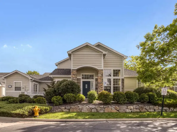 8300 E Fairmount Dr #M101, Denver, CO 80247