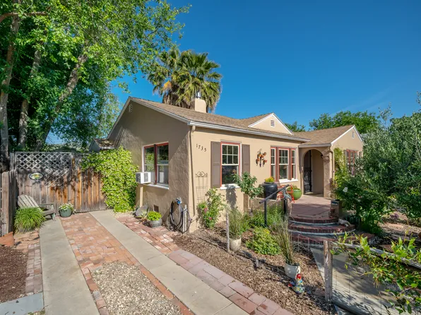 1735 Park St, Paso Robles, CA 93446