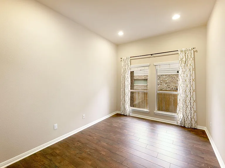 125 David Duval Ct — Photo 5