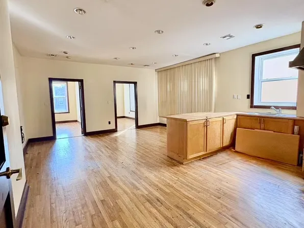 2257 65th Street image 2 of 7