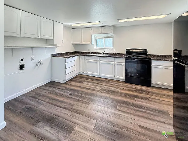 2 bed, 1.0 bath, 640 sqft, $1,495 — Photo 3