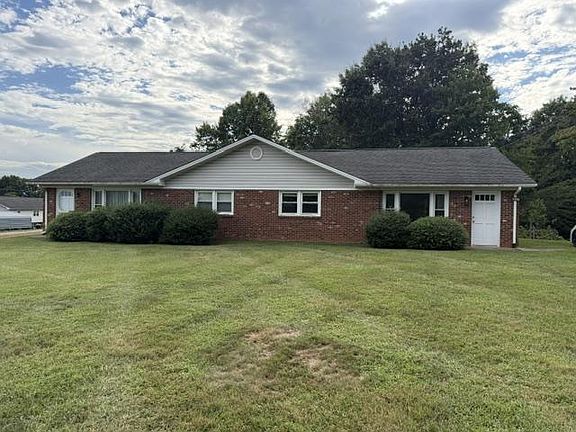 3rd image of 1237 Bonbrook Mill Rd