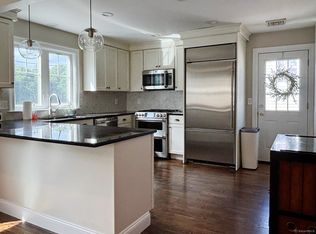 165 Nordstrand Ave, Fairfield, CT 06825