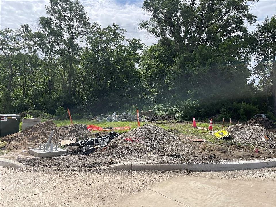 1st image of 1907 & 1925 SW Scherer Rd
