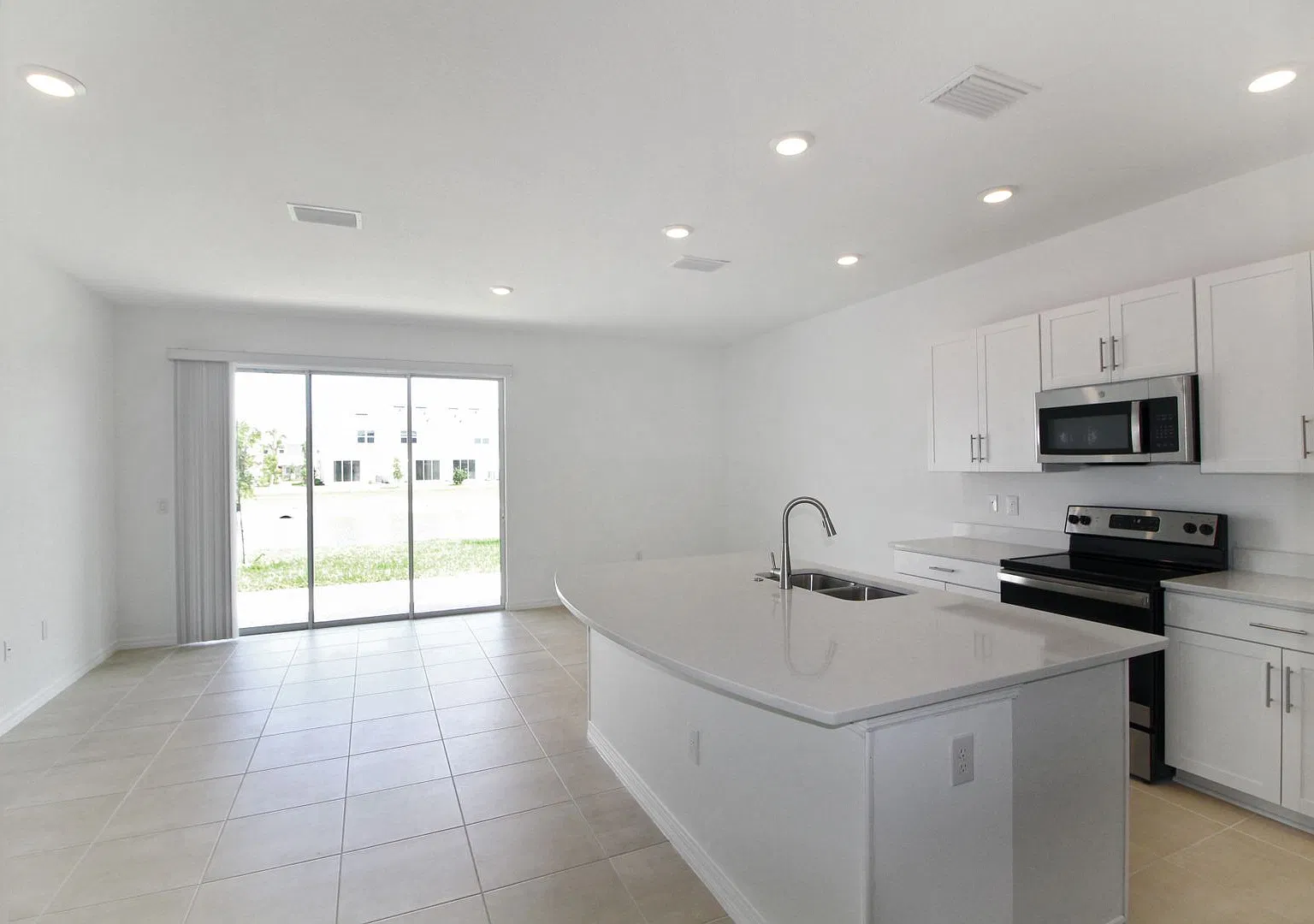Palmero Annual Townhouse for Rent — Photo 3