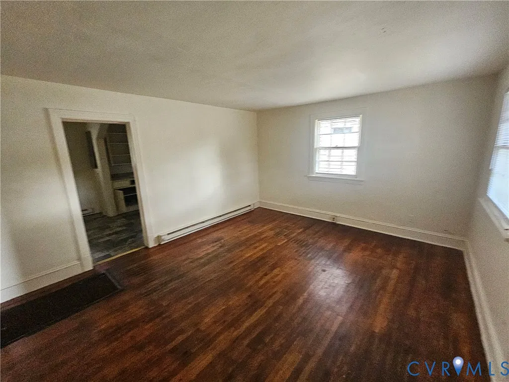 2 bed, 1.0 bath, 714 sqft, $900 — Photo 3