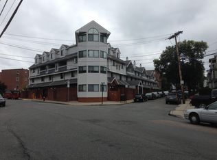 78 Euston Rd #106, Brighton, MA 02135