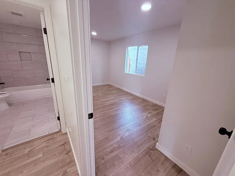 1414 N Hazard Ave — Photo 8