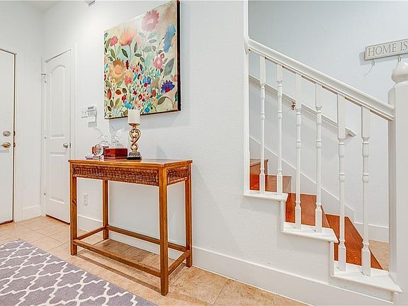 2nd image of 5743 Prospect Ave APT C