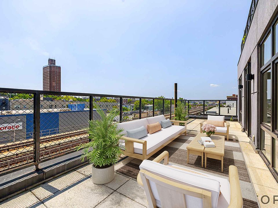 1st image of 1875 Atlantic Ave APT 2R