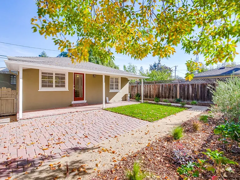 2990 Cowper St — Photo 42
