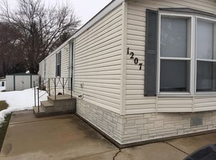 1207 Spring Cir, Belvidere, IL 61008